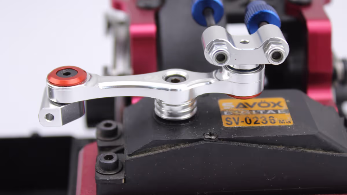 losi 5t alloy throttle servo arm with bearings (7)